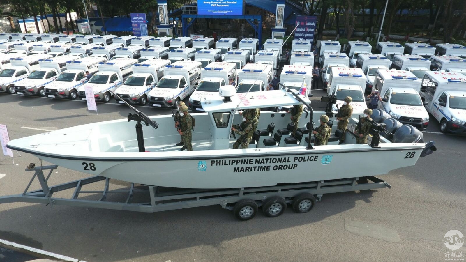 菲律宾警方接收价值12亿披索新设备及武器