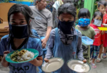 菲律宾自认贫穷家庭略减少