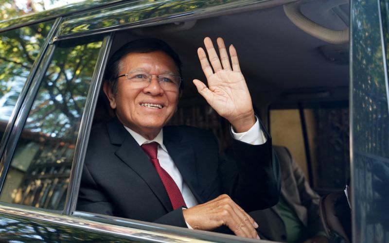 柬反对派领袖根索卡叛国罪成 被判软禁27年