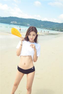 沙滩美女写真女神李筱乔JoJo性感沙滩美腿秀