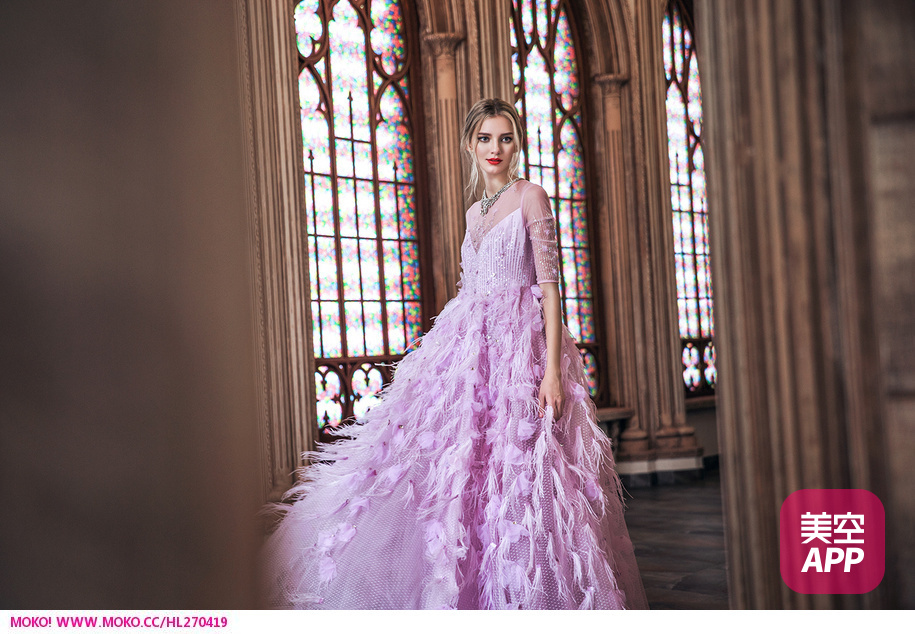 淡紫色婚纱写真 仙女范儿十足