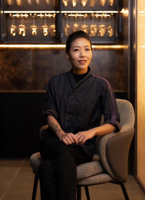 上海Obscura餐馆主厨谭绮文，获今年亚洲50餐馆所颁的最佳女厨师奖。
