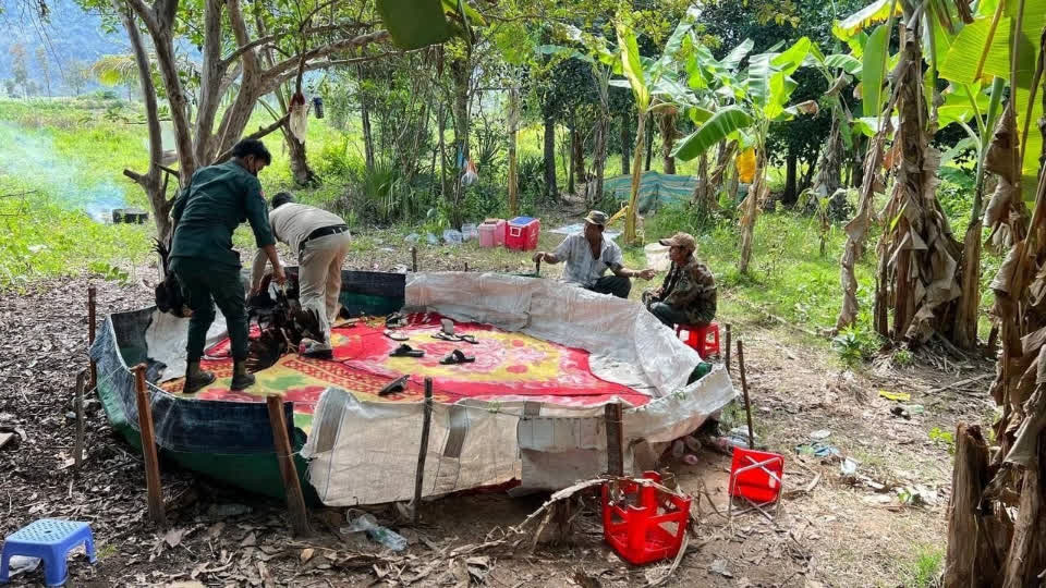 柬埔寨警方捣毁大型斗鸡窝点，逮捕5名嫌疑犯！