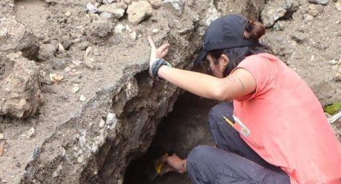 考古学家在宿务发现600年前人类遗骸和文物
